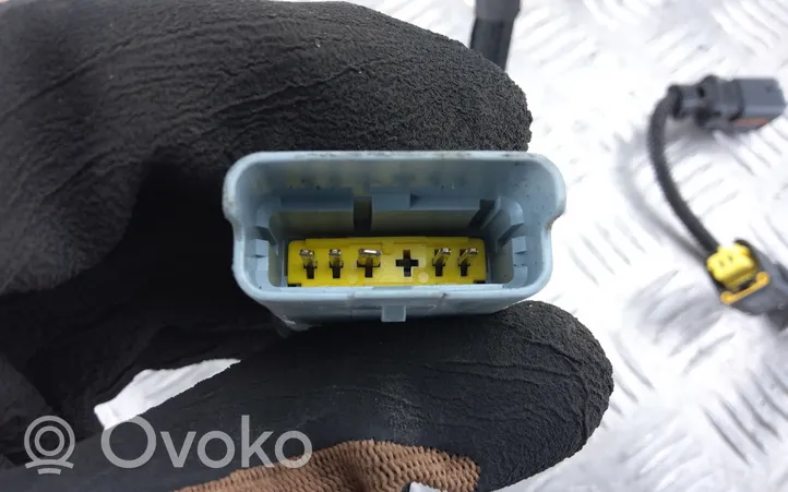 Peugeot 208 Câble de batterie positif 9841132080