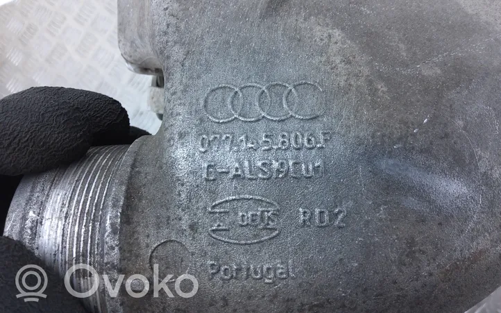 Audi RS6 Välijäähdyttimen jäähdytin 077145806F
