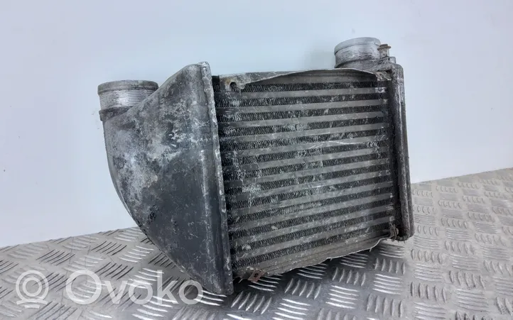 Audi RS6 Chłodnica powietrza doładowującego / Intercooler 077145806F