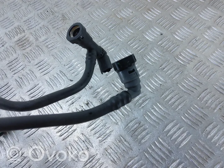 Citroen Berlingo Fuel line pipe 99508K