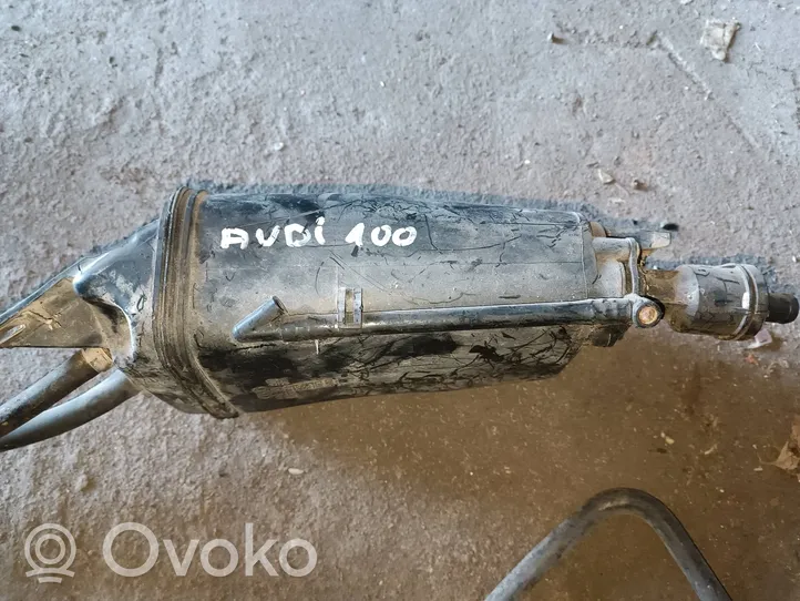 Audi 100 S4 C4 Cartouche de vapeur de carburant pour filtre à charbon actif 4A0201801