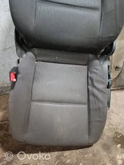 Audi A4 S4 B7 8E 8H Front driver seat 