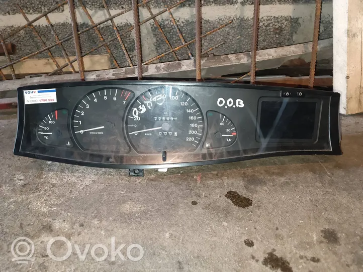 Opel Omega B1 Compteur de vitesse tableau de bord 90493442cm