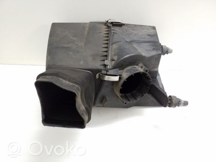 Audi A6 S6 C6 4F Oro filtro dėžė 4F0133835H