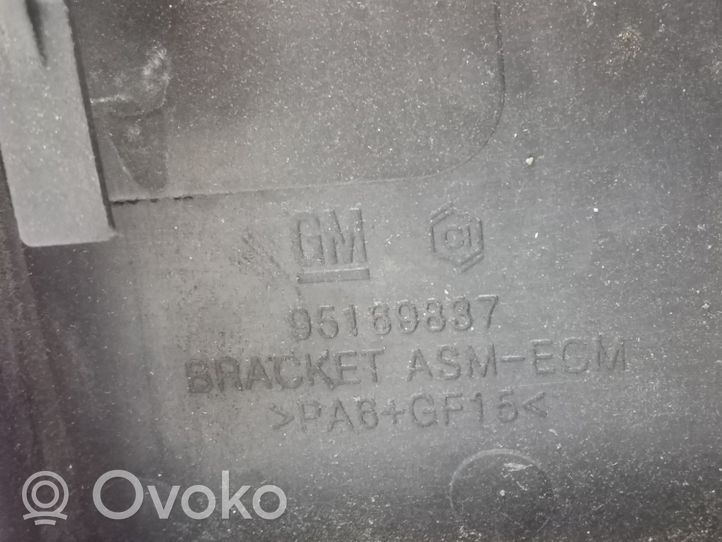 Opel Antara Vassoio batteria 95169837