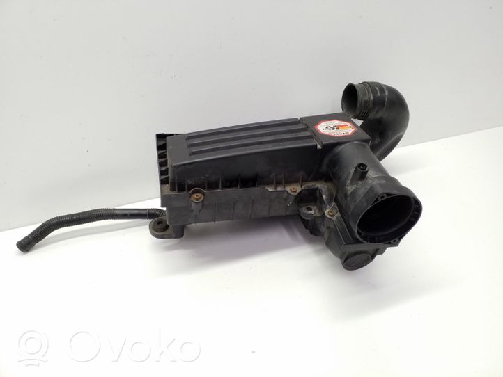 Volkswagen Jetta VI Boîtier de filtre à air 3C0129618D