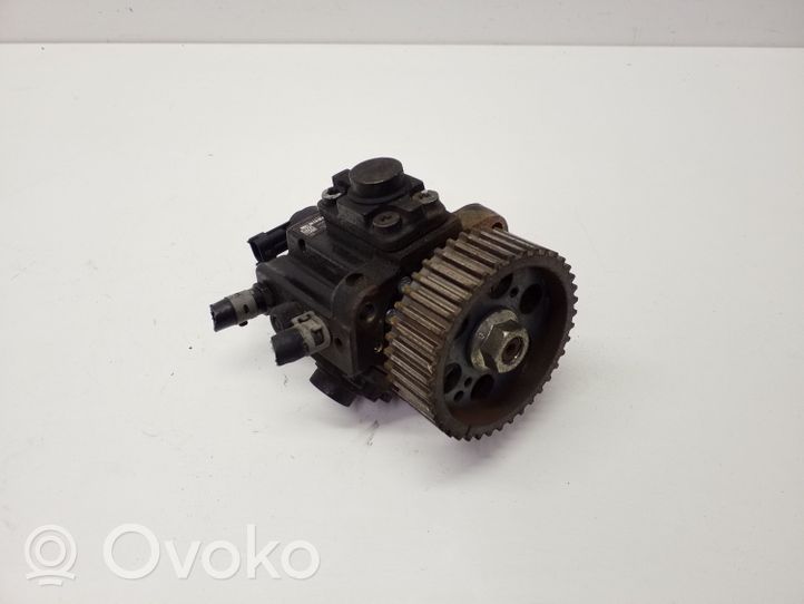 Opel Astra J Polttoaineen ruiskutuksen suurpainepumppu 0445010193