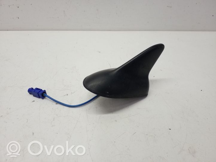 Opel Astra J Antenna GPS 