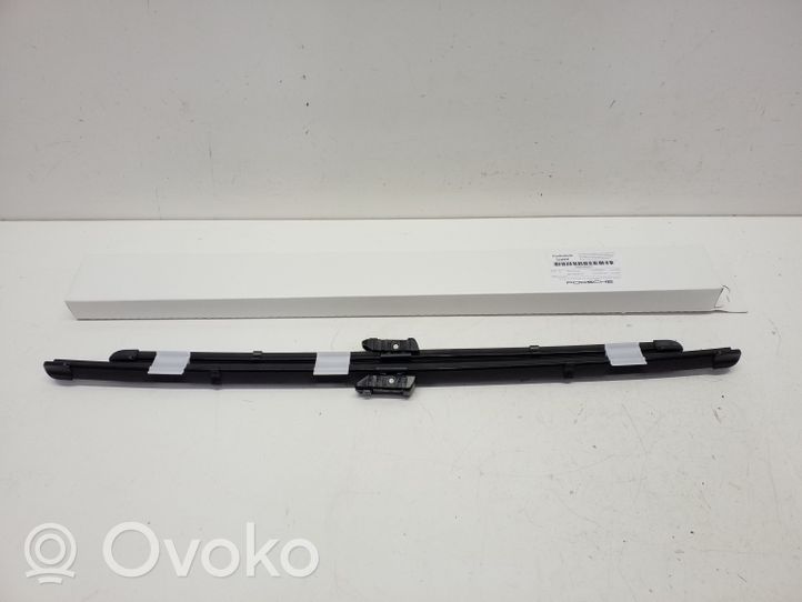 Porsche Macan Windshield/front glass wiper blade 95B955425