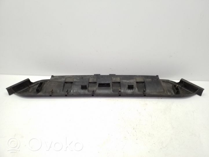 Audi Q7 4L Staffa del pannello di supporto del radiatore parte superiore 