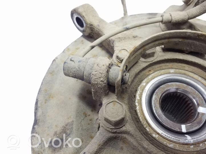 Mitsubishi L200 Front wheel hub 