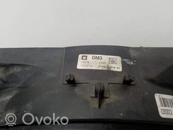 Opel Astra J Convogliatore ventilatore raffreddamento del radiatore 13250341