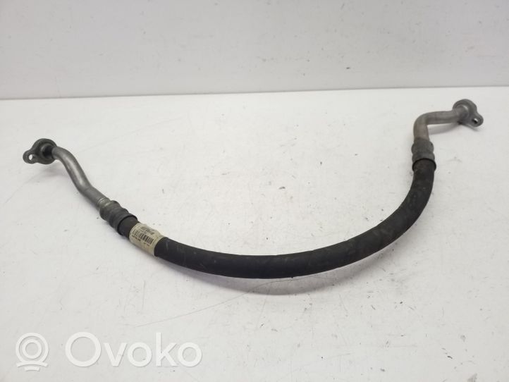 Volvo V70 Tubo flessibile aria condizionata (A/C) 31332152