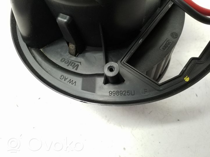 Volkswagen Tiguan Pečiuko ventiliatorius/ putikas 1K1820015P