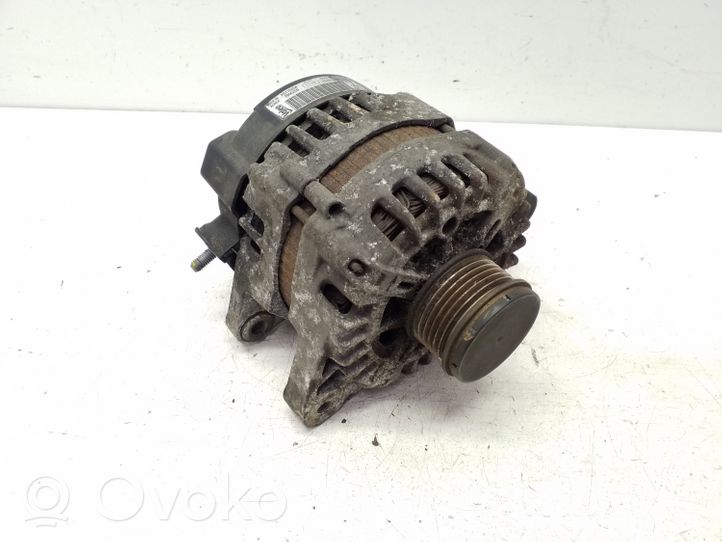 Hyundai ix35 Generatore/alternatore 373002F100