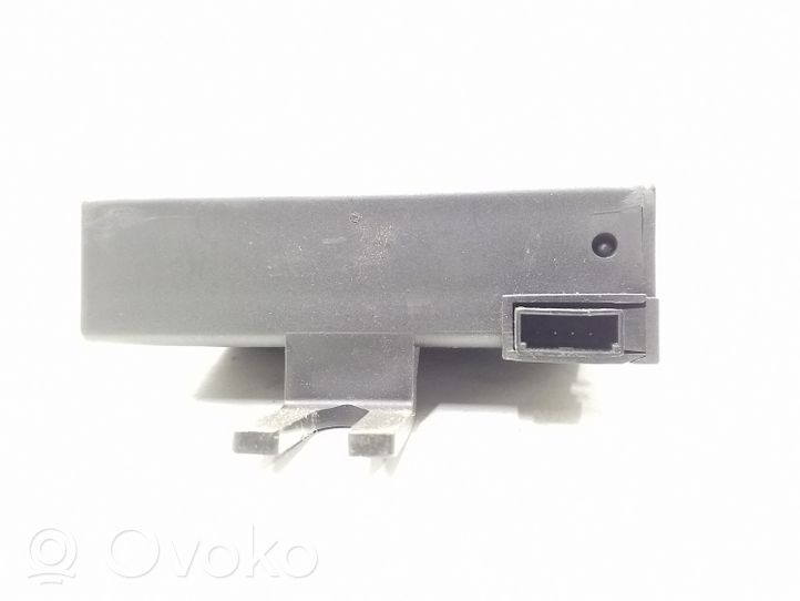 Audi A4 S4 B7 8E 8H Alarm control unit/module 8H0951178