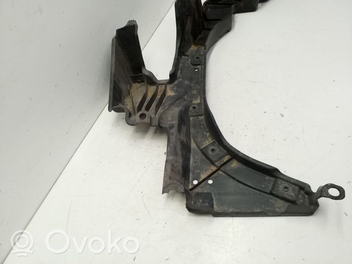 Toyota Prius Prime Osłona tylna podwozia pod zderzak 5839047010