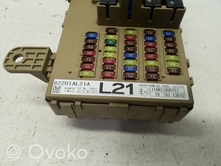 Subaru Outback (BS) Module de fusibles 82201AL21A