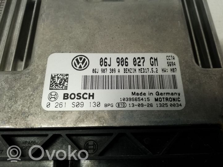 Volkswagen Tiguan Variklio valdymo blokas 06J906027GM