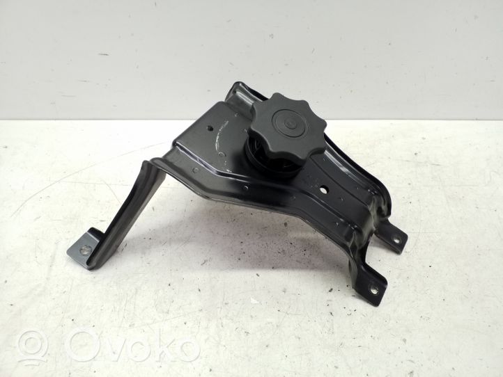 Audi A6 S6 C7 4G Supporto di montaggio ruota di scorta 4G0802715