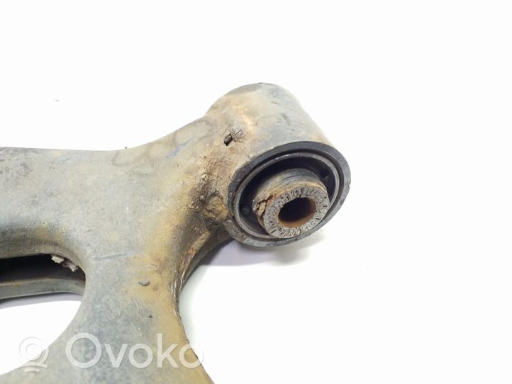 Hyundai ix35 Front lower control arm/wishbone 