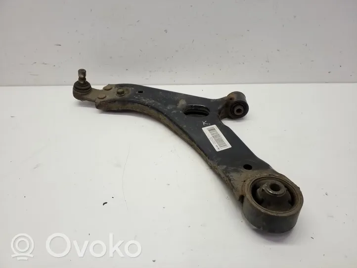 Hyundai ix35 Braccio di controllo sospensione anteriore inferiore/braccio oscillante 545002Y500