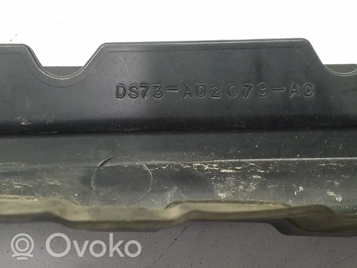 Ford Fusion II Panel wykończeniowy błotnika DS73A02079