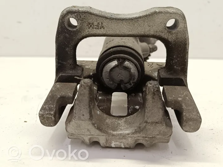 Volkswagen Jetta VI Rear brake caliper 