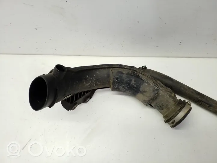 Ford Fusion II Oro vamzdis į turbiną F2G39R504