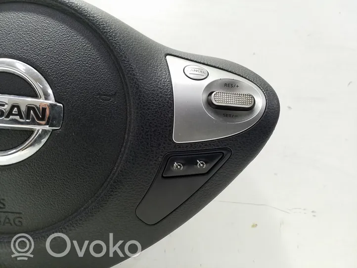 Nissan Juke I F15 Steering wheel airbag 985101KA8B