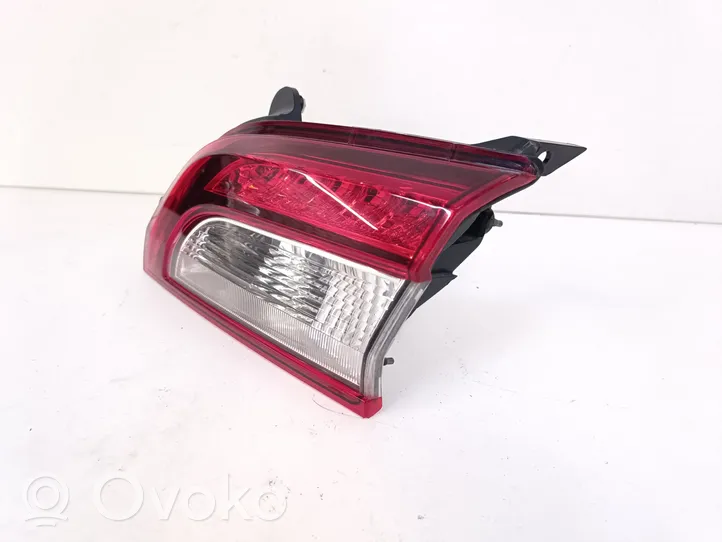 Subaru Outback (BS) Lampy tylnej klapy bagażnika 946073