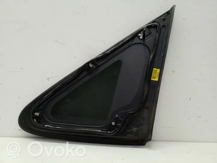 Hyundai ix35 Rear side window/glass 878102S000