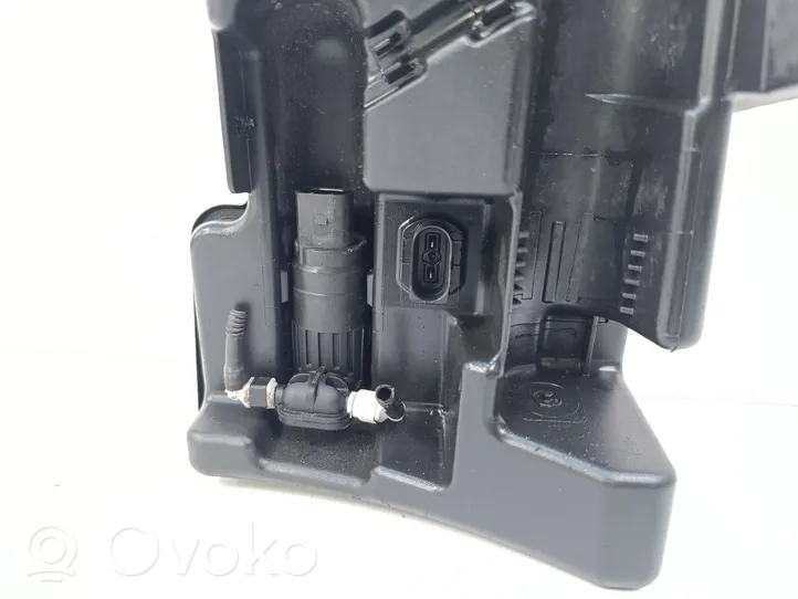 Volkswagen Tiguan Windshield washer fluid reservoir/tank 5N0955453