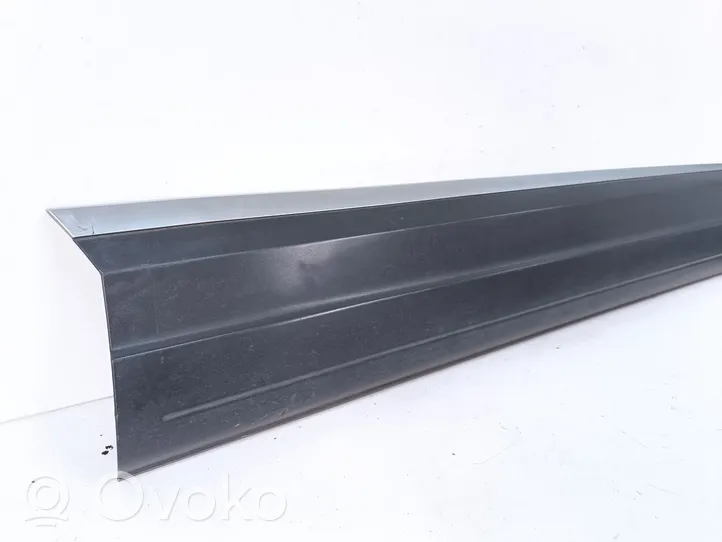 Volkswagen Tiguan Front door trim (molding) 5N0854940D