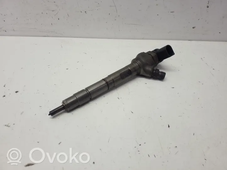 Volkswagen Tiguan Inyector de combustible 03L130277J