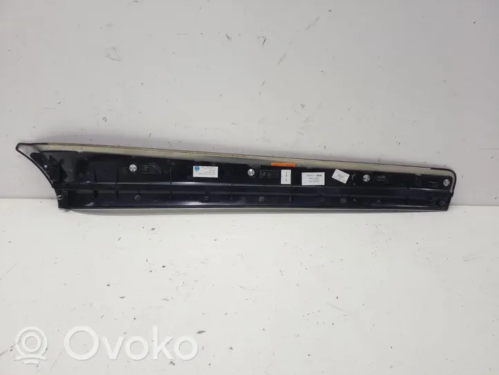 Audi A8 S8 D3 4E Moulure/baguette de porte avant 4E0867410