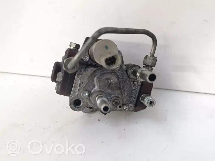 Opel Astra J Fuel injection high pressure pump 55570040