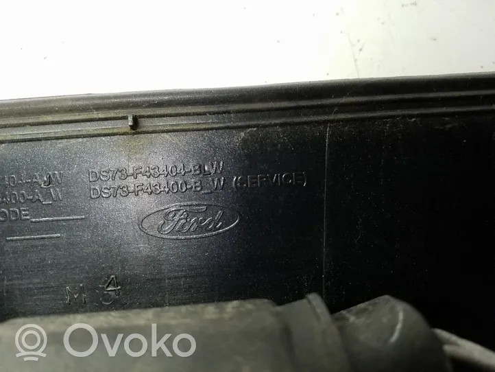 Ford Fusion II Bagāžnieka numura zīmes apgaismojuma līste DS73F43404AJW