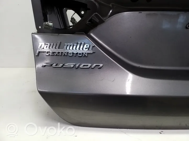 Ford Fusion II Couvercle de coffre 