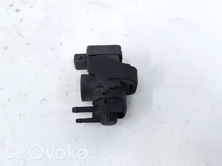 Nissan Juke I F15 Zawór podciśnienia / Elektrozawór turbiny 149566215R