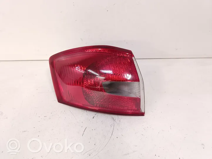 Ford Kuga I Rear/tail lights 8V4113405AE