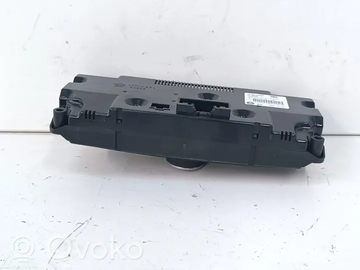 Dodge Grand Caravan Ilmastoinnin ohjainlaite P55111236AF