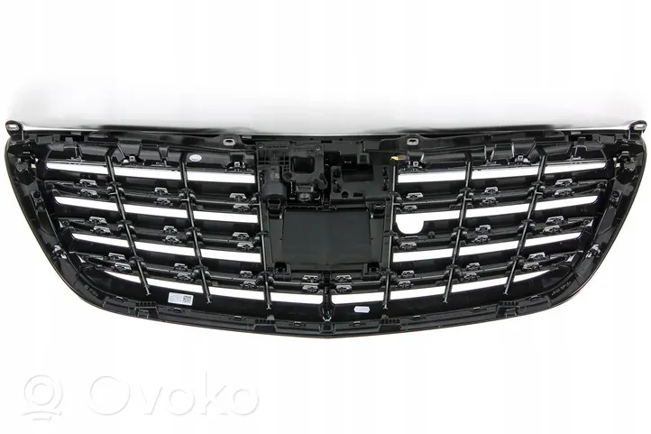 Mercedes-Benz S W222 Maskownica / Grill / Atrapa górna chłodnicy A2228800283