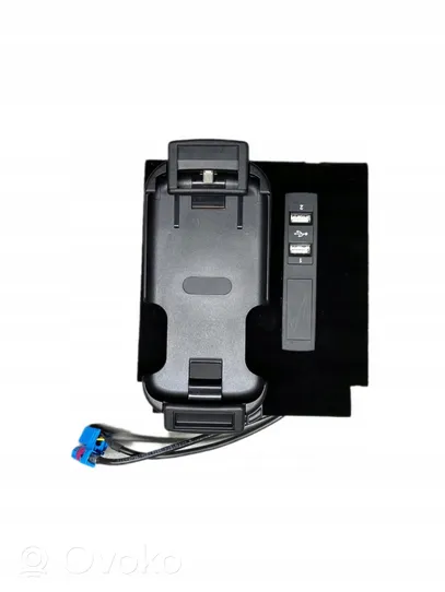 Mercedes-Benz S W222 Connettore plug in USB A2228200254