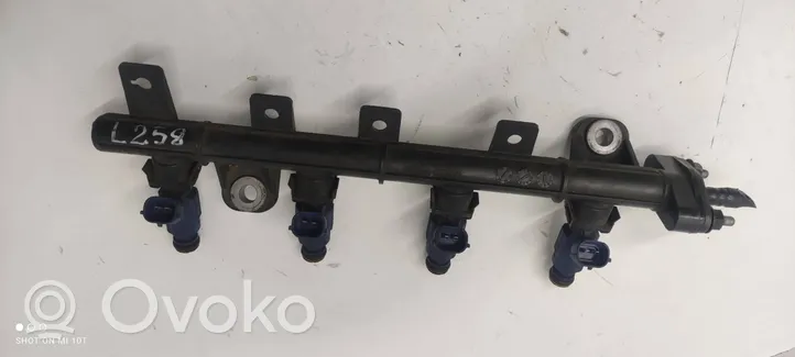 KIA Picanto Kraftstoffverteiler Einspritzleiste Verteilerrohr 3530402200