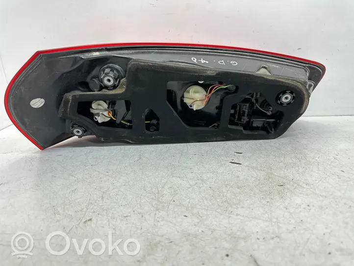 Citroen C4 II Picasso Lampa tylna 