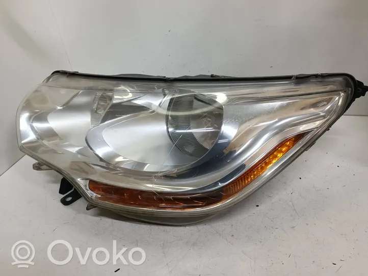 Citroen C4 II Lampa przednia 9687308380