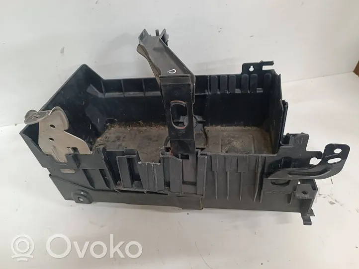 Opel Zafira C Support boîte de batterie 13308434