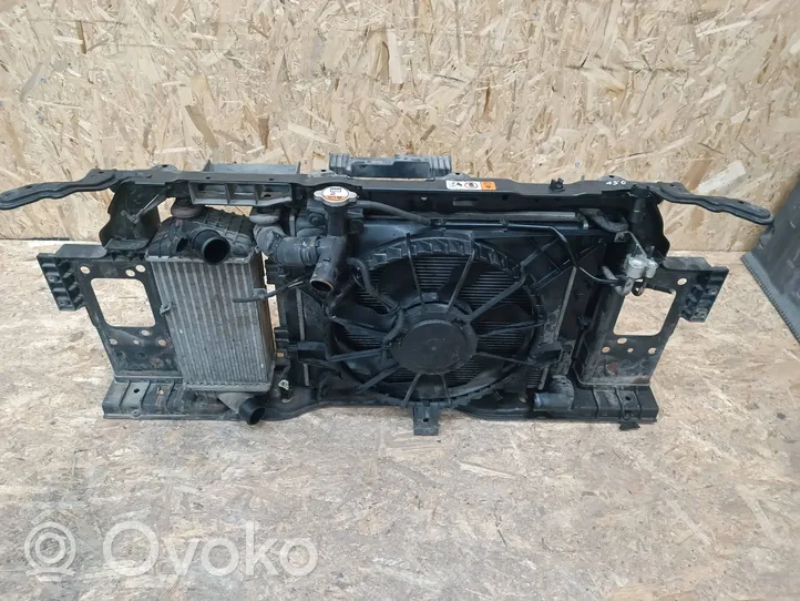 Hyundai i30 Pannello di supporto del radiatore 