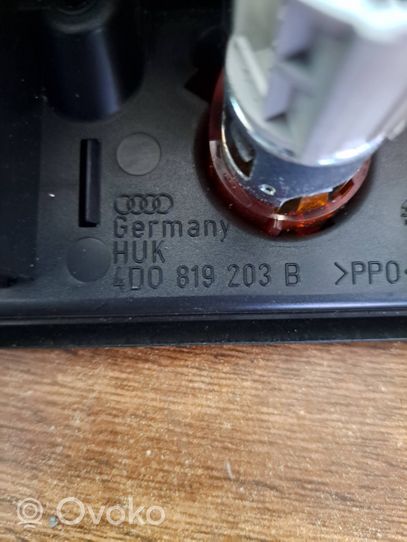 Audi A8 S8 D2 4D Grille d'aération arrière 4D0819203B